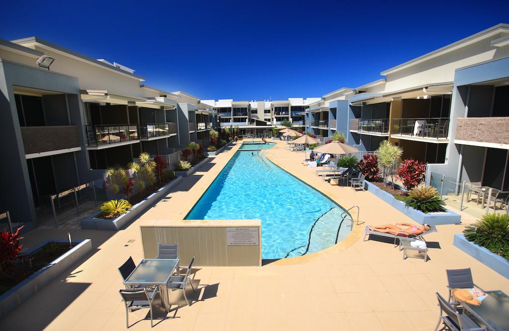 라마다 허비 베이 호텔 허비베이 외부 사진 The pool at the new hotel
